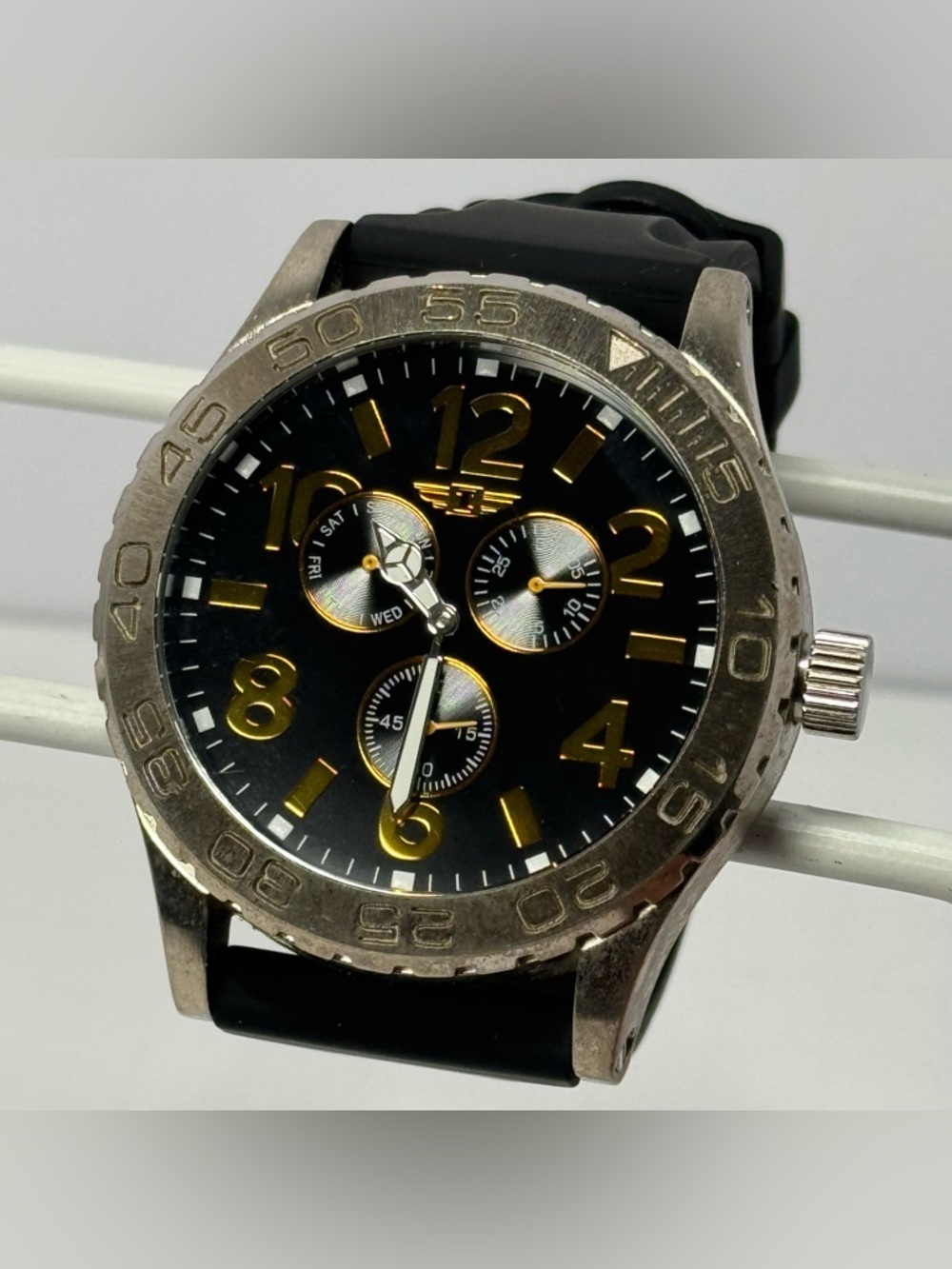 I by Invicta IBI41705-002 Men's Round Analog Day Date Burnt Yellow Black Watch